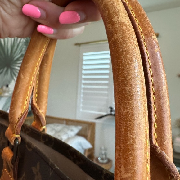 Louis Vuitton Brown Monogram Tote - Picture 10 of 10